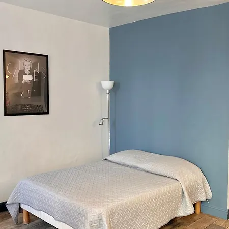 Apartment Monroe's At The Heart Of And Beaches